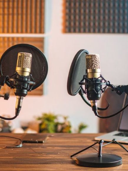 Maestría Internacional En Podcasting + Maestría Internacional en Community Management – Doble Titulación – Diploma Acreditado Por Apostilla De La Haya –